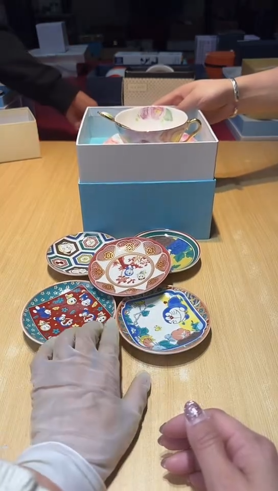瓷片生活的本意是开心啊@@1
