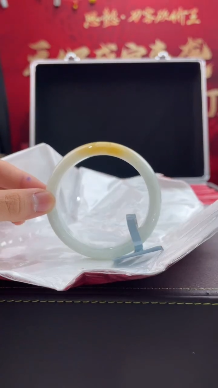 【闪购商品】翡翠手镯未镶嵌翡翠手镯3