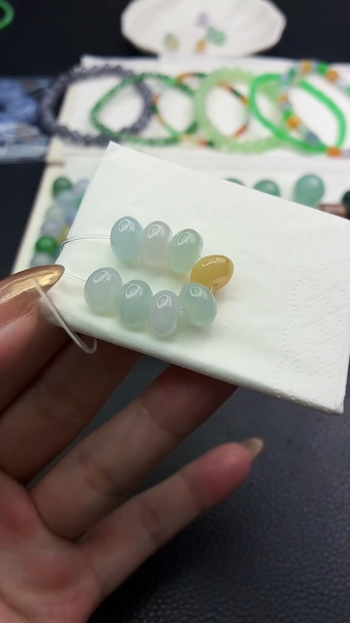 未镶嵌定制翡翠用****4珠子