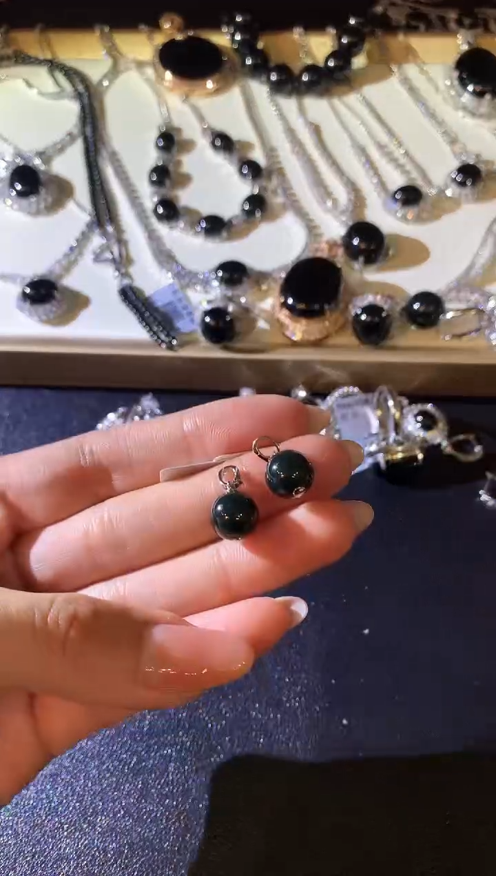 【闪购商品】翡翠吊坠(不含链)18K金镶嵌111-珠子（多样性发货一件