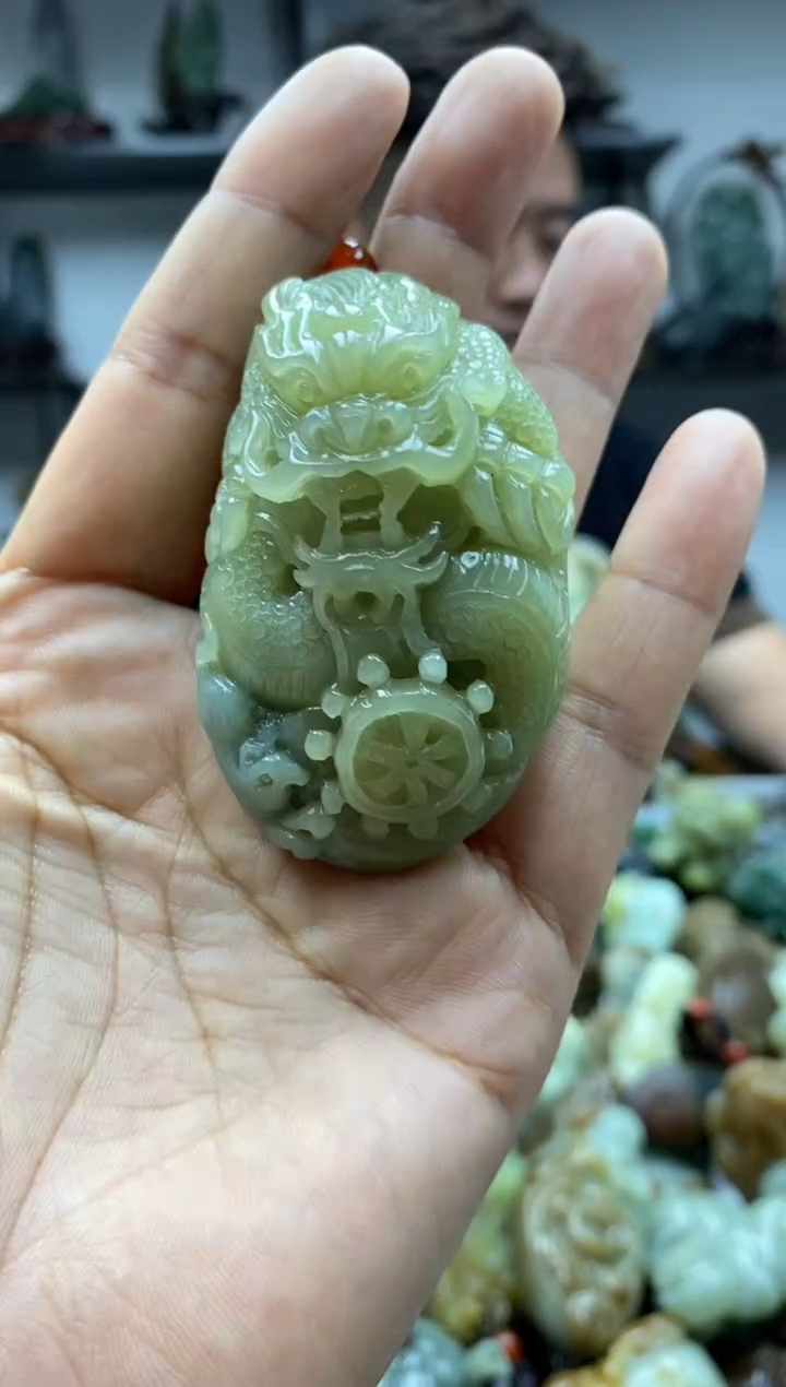 和田玉未镶嵌把件1