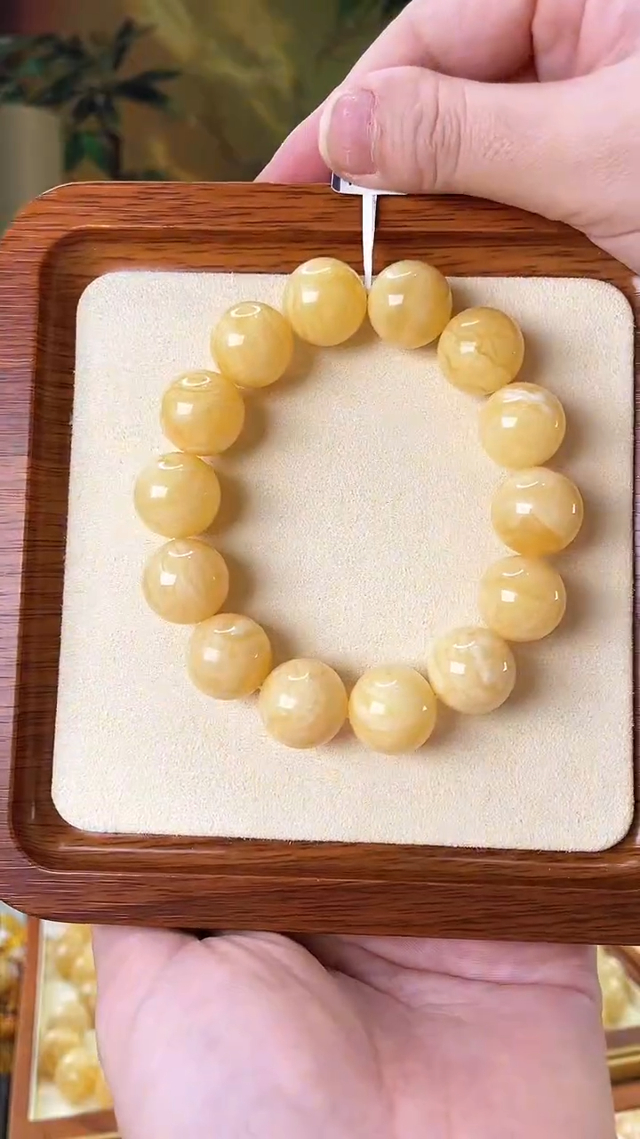 【闪购商品】蜜蜡裸石未镶嵌手串