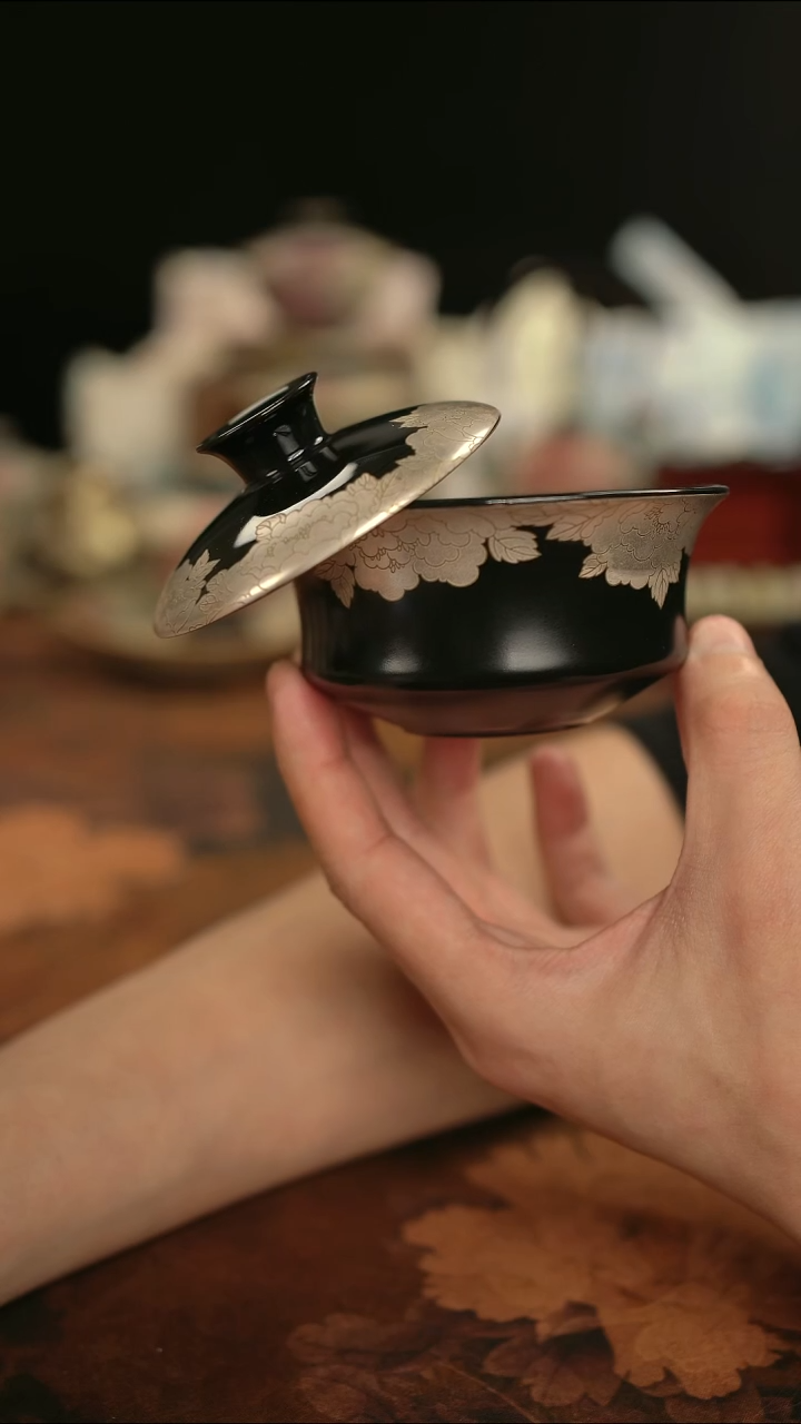 摩吉陶陶闪拍链接 绘银二才盖碗