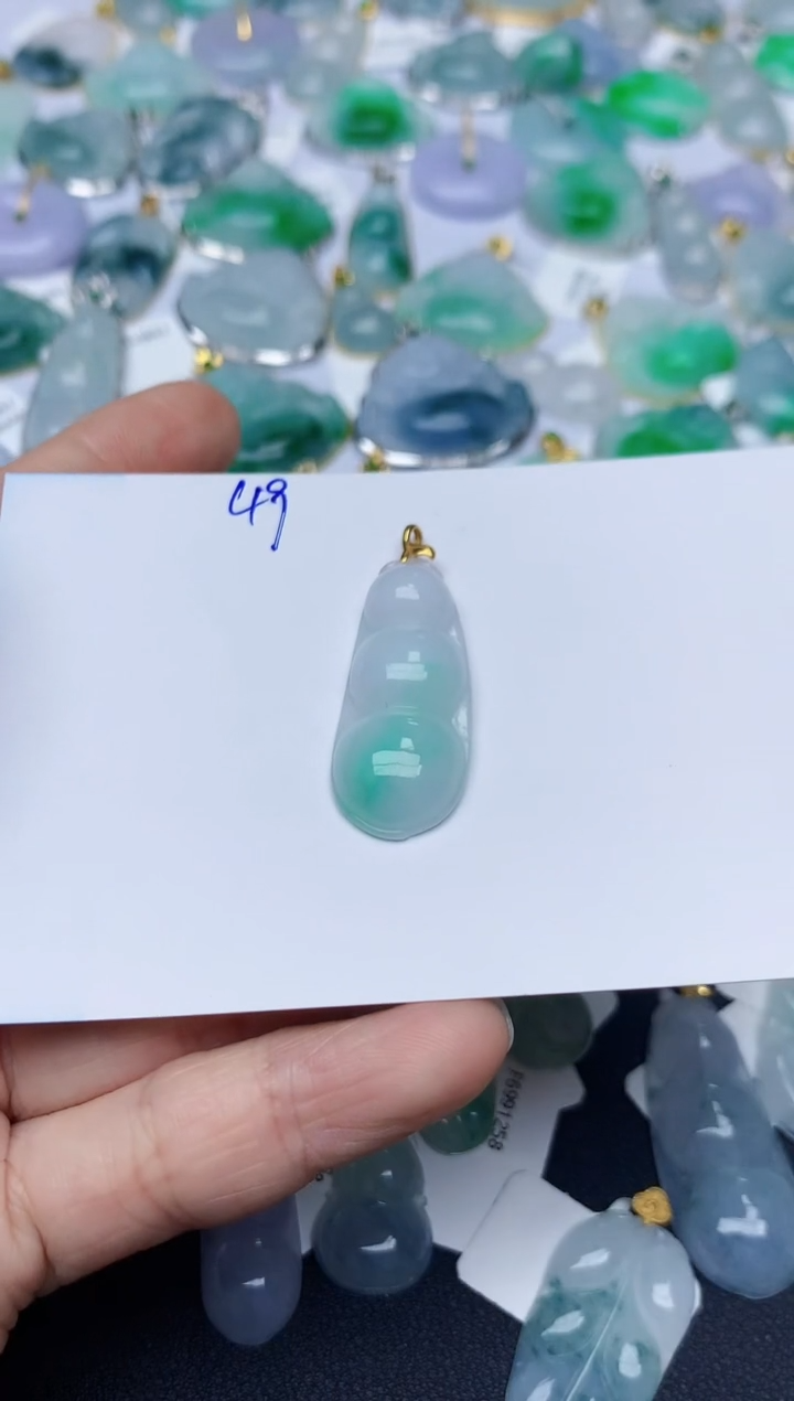 【闪购商品】翡翠颈饰18K金镶嵌天然翡翠A货   