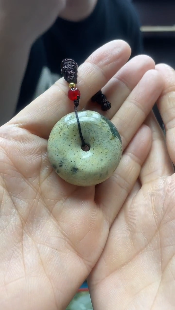 未镶嵌岫玉吊坠多样性发*货拍一发一