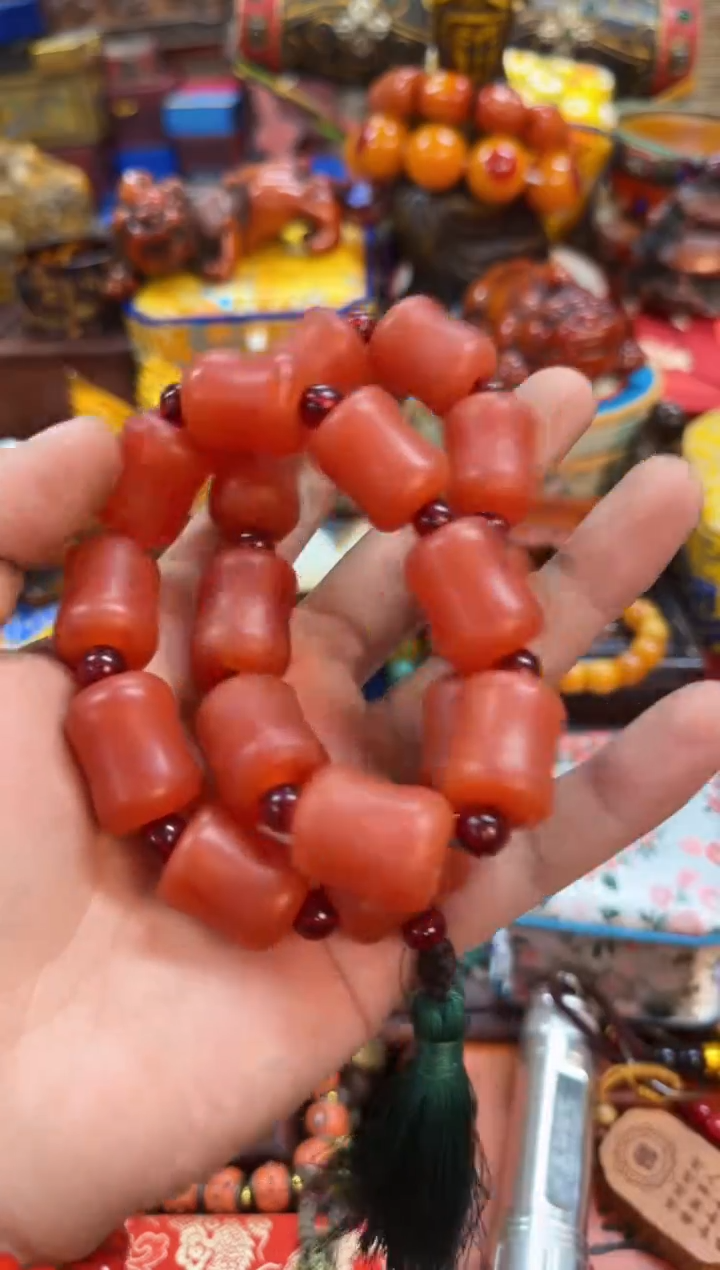 【闪购商品】蜜蜡裸石未镶嵌扎西当天订单当天直发如图所示