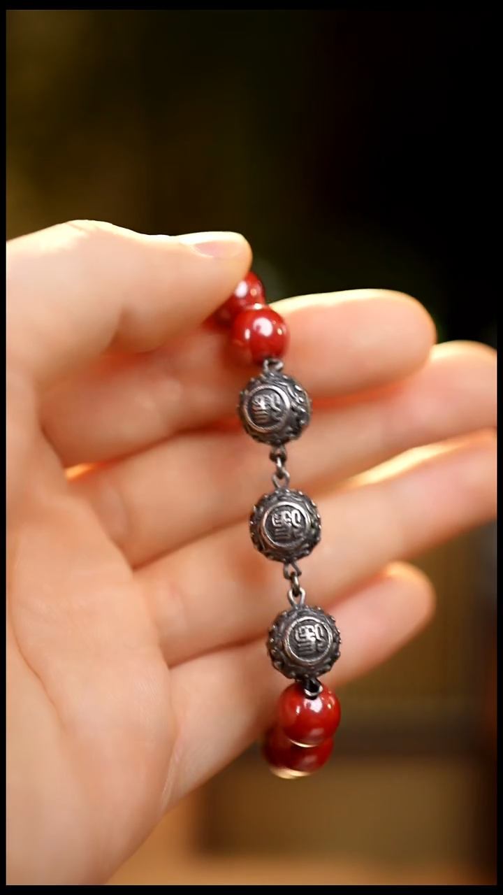 刺绣私人定制苗族手工赤沙Q9051