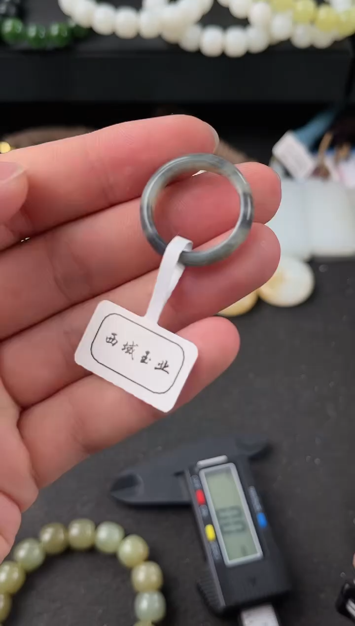 【闪购商品】和田玉戒圈未镶嵌且末青花戒圈微色差