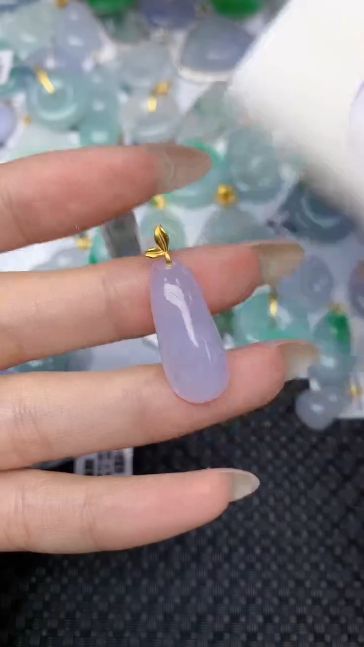 颈饰18K金镶嵌翡翠天然缅甸翡翠a货百元以上9元证书费自理