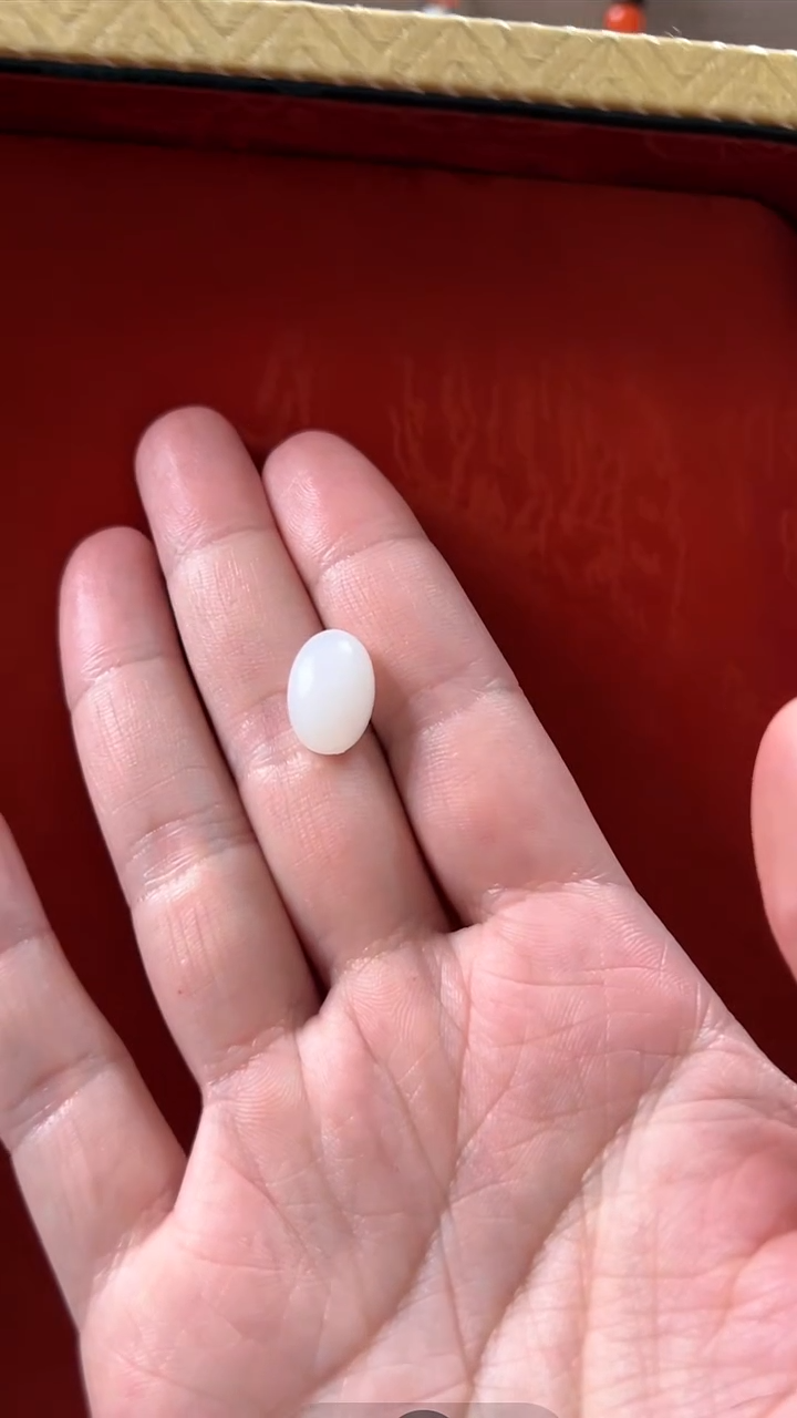 未镶嵌和田玉珠宝半成品新疆料脂级戒面【中号】