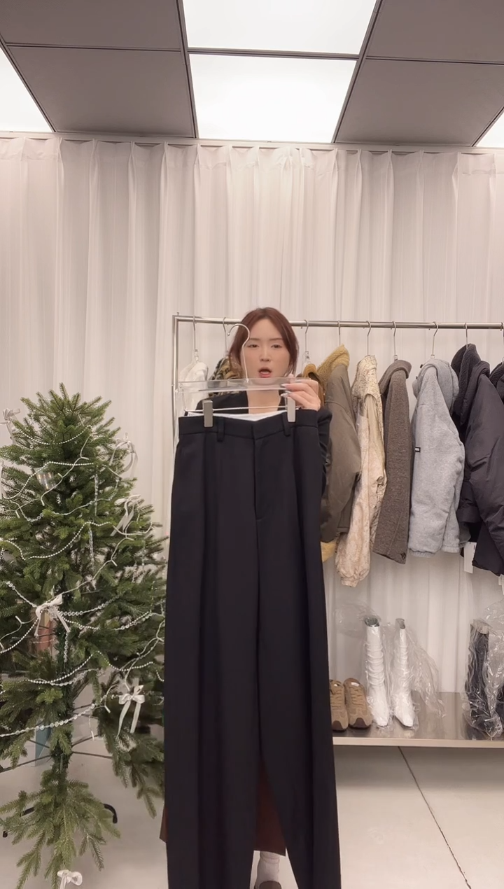 编号045   纯黑色70腰围 待开价