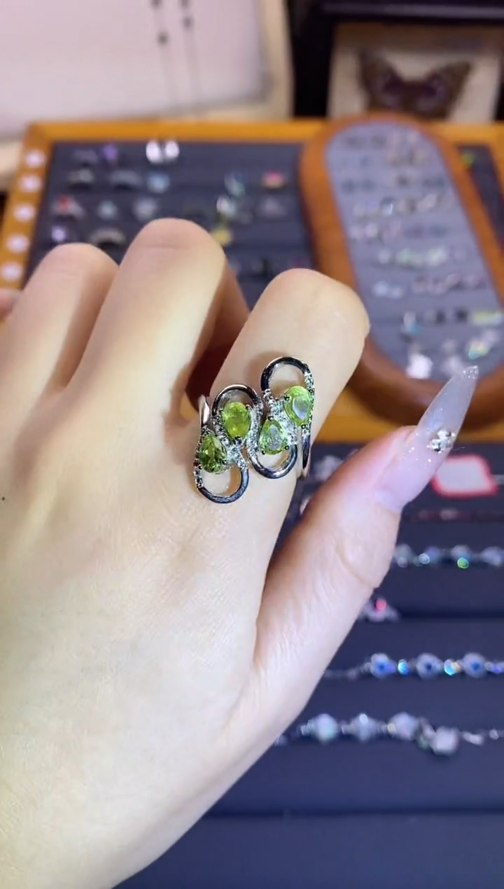 【闪购商品】水晶手链银S925镶嵌A34   