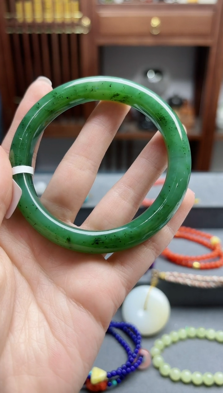 【闪购商品】和田玉手镯未镶嵌碧玉手镯59#YR