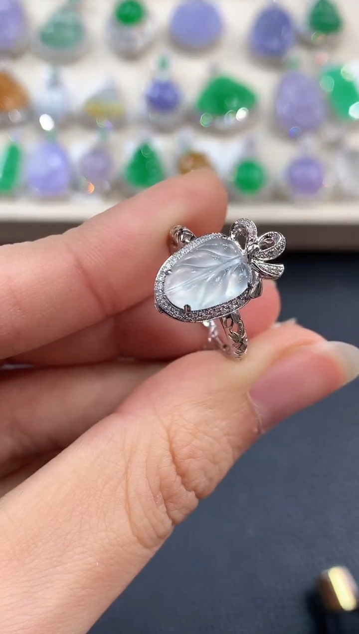 【闪购商品】翡翠戒指18K金镶嵌B78多样性一件发货