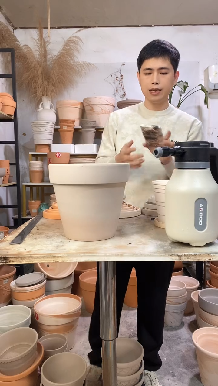 瑕疵无售后23*21灰陶国际 1盆无托