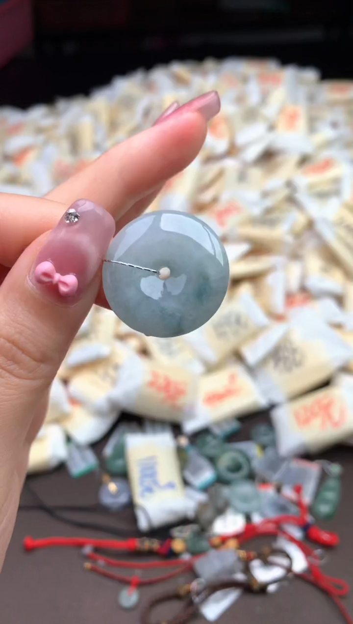 【闪购商品】翡翠挂件未镶嵌—