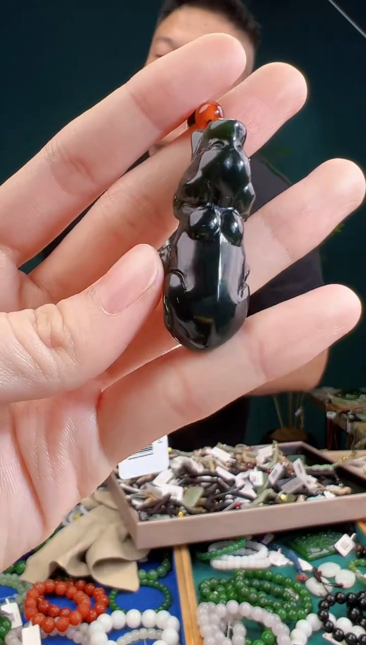 颈饰未镶嵌和田玉多样性发货 拍一单发一个