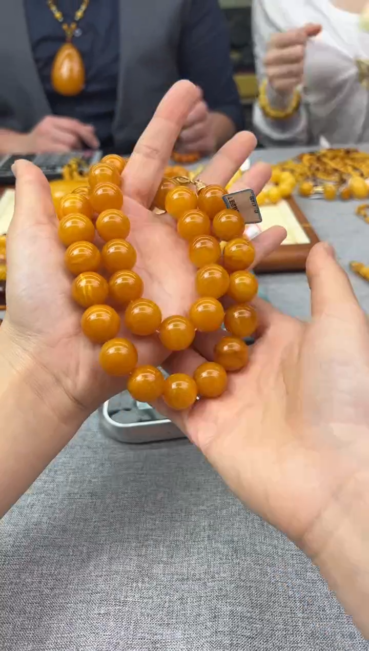 【闪购商品】琥珀颈饰未镶嵌104秒拍号