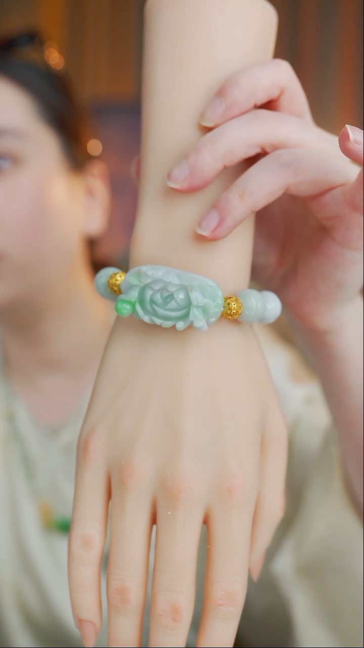 未镶嵌手链翡翠翡翠花手串