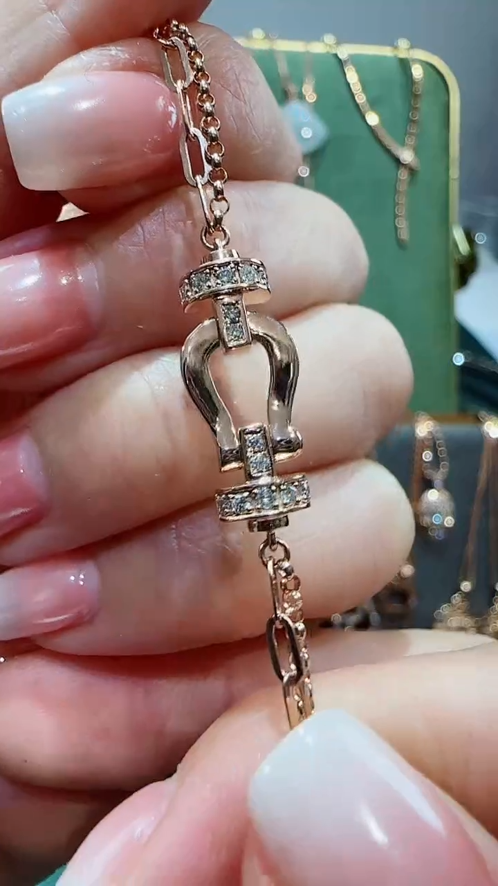 【闪购商品】钻石手链18K金镶嵌18K金钻石马蹄手链