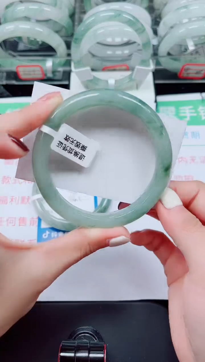 未镶嵌手镯石英质玉76-59/60