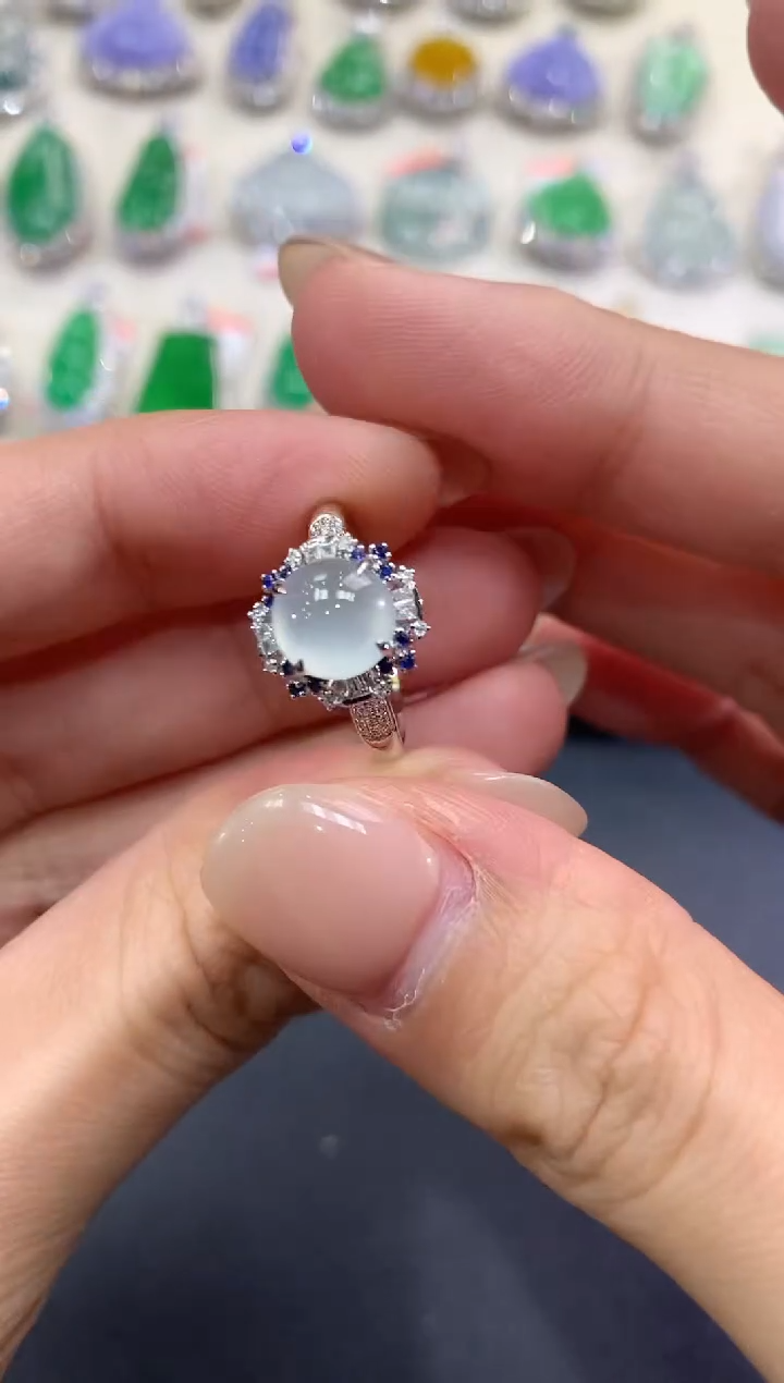 【闪购商品】翡翠戒指18K金镶嵌a31          