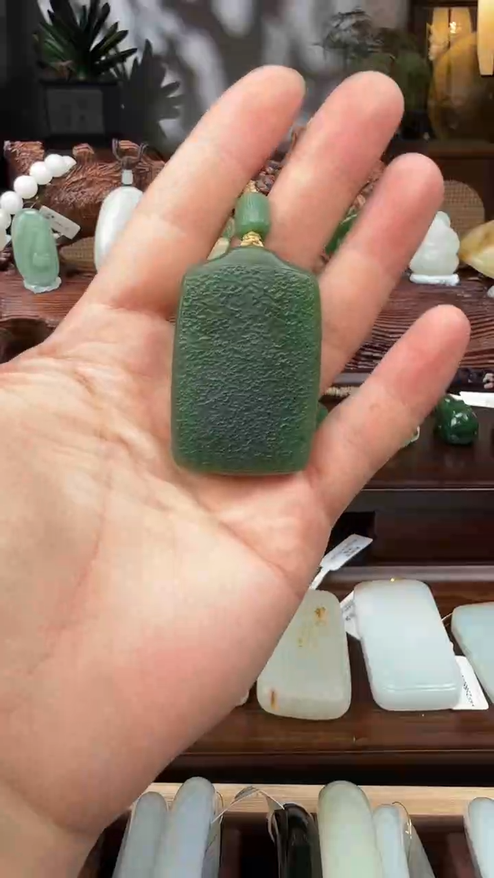 未镶嵌和田玉挂件吊坠