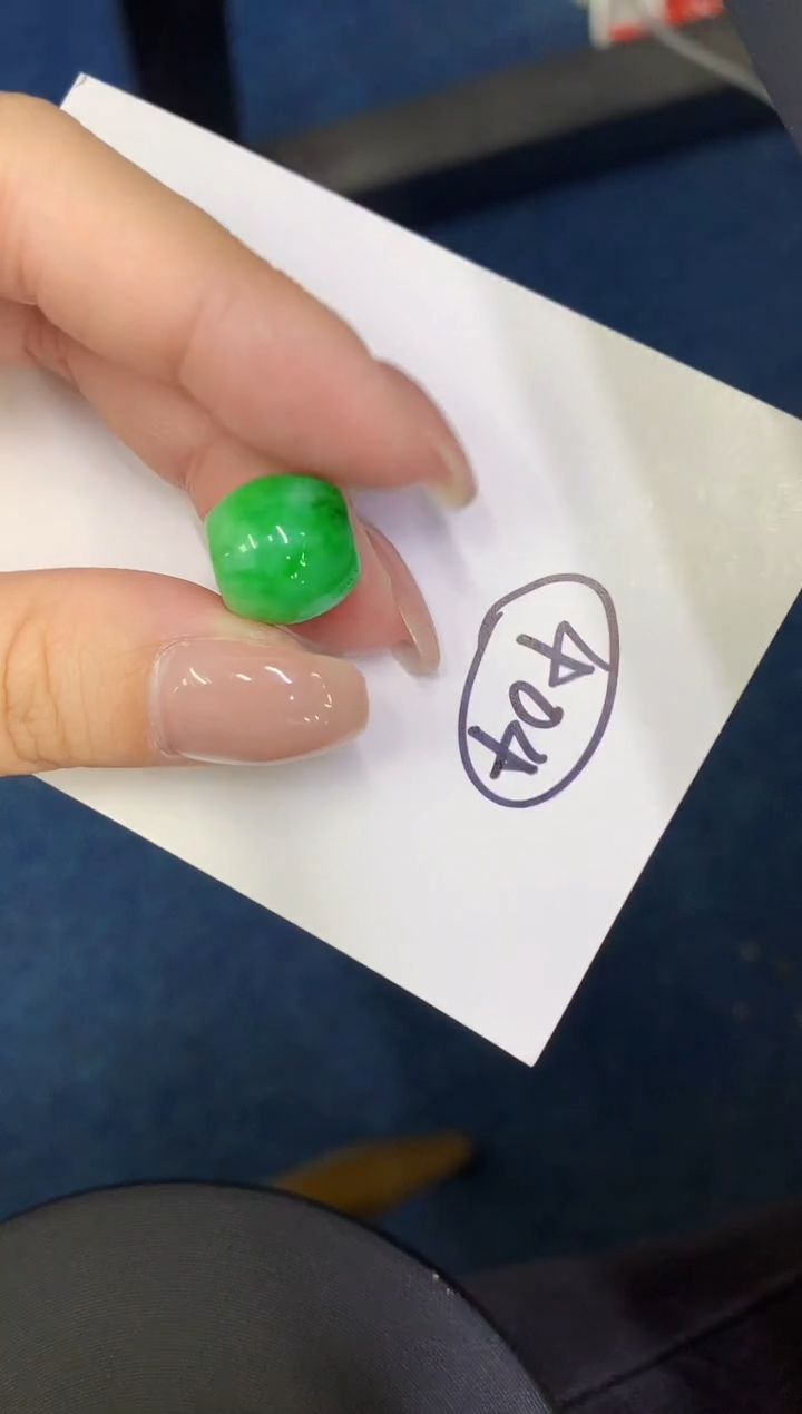 【闪购商品】翡翠颈饰未镶嵌0000000000