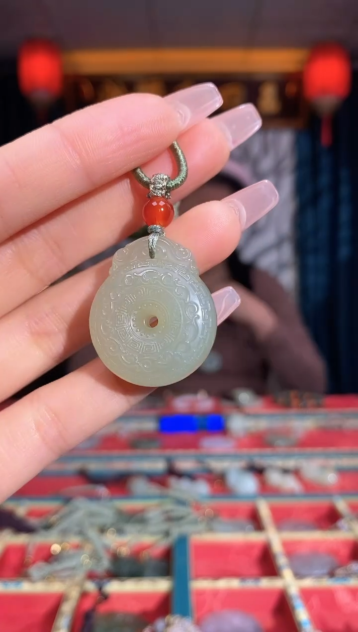 【闪购商品】和田玉颈饰未镶嵌扣