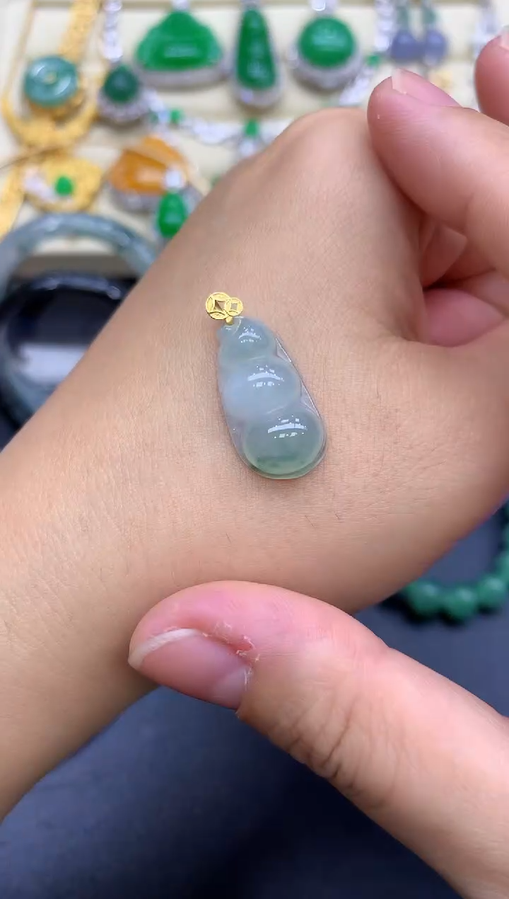 颈饰18K金镶嵌翡翠99-中国好珍宝