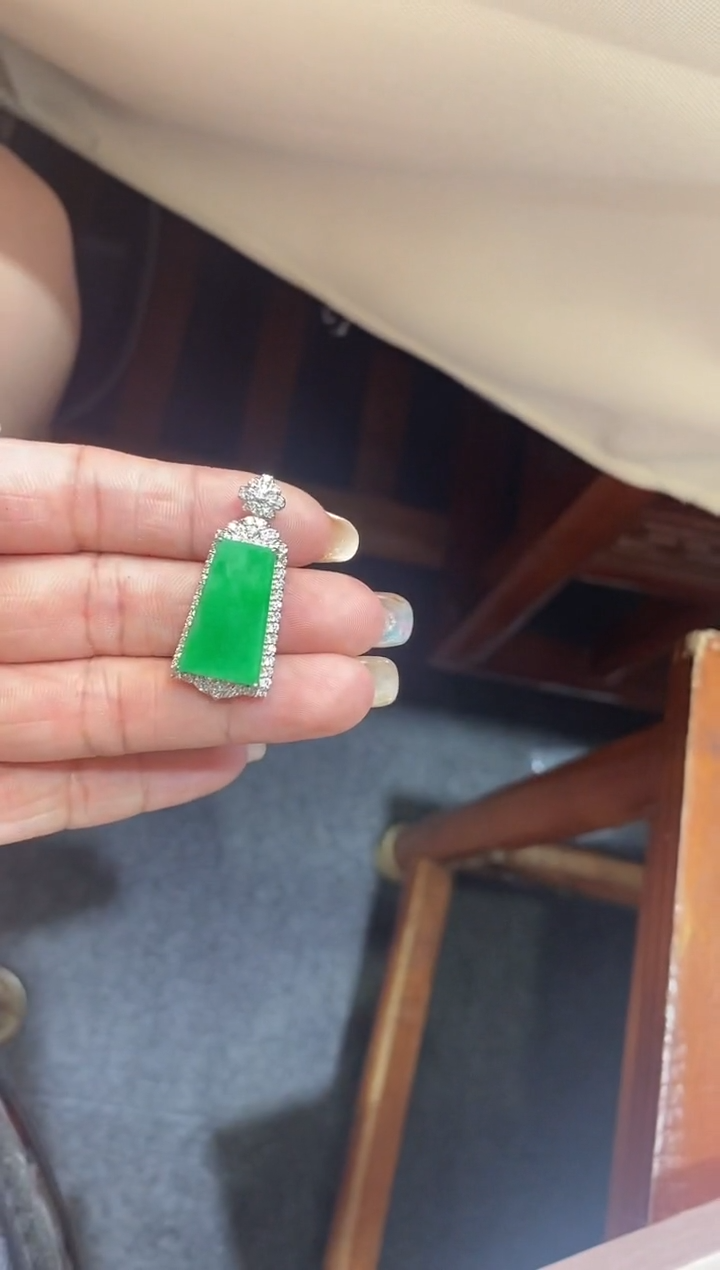 翡翠18K金镶嵌吊坠(不含链)无事牌