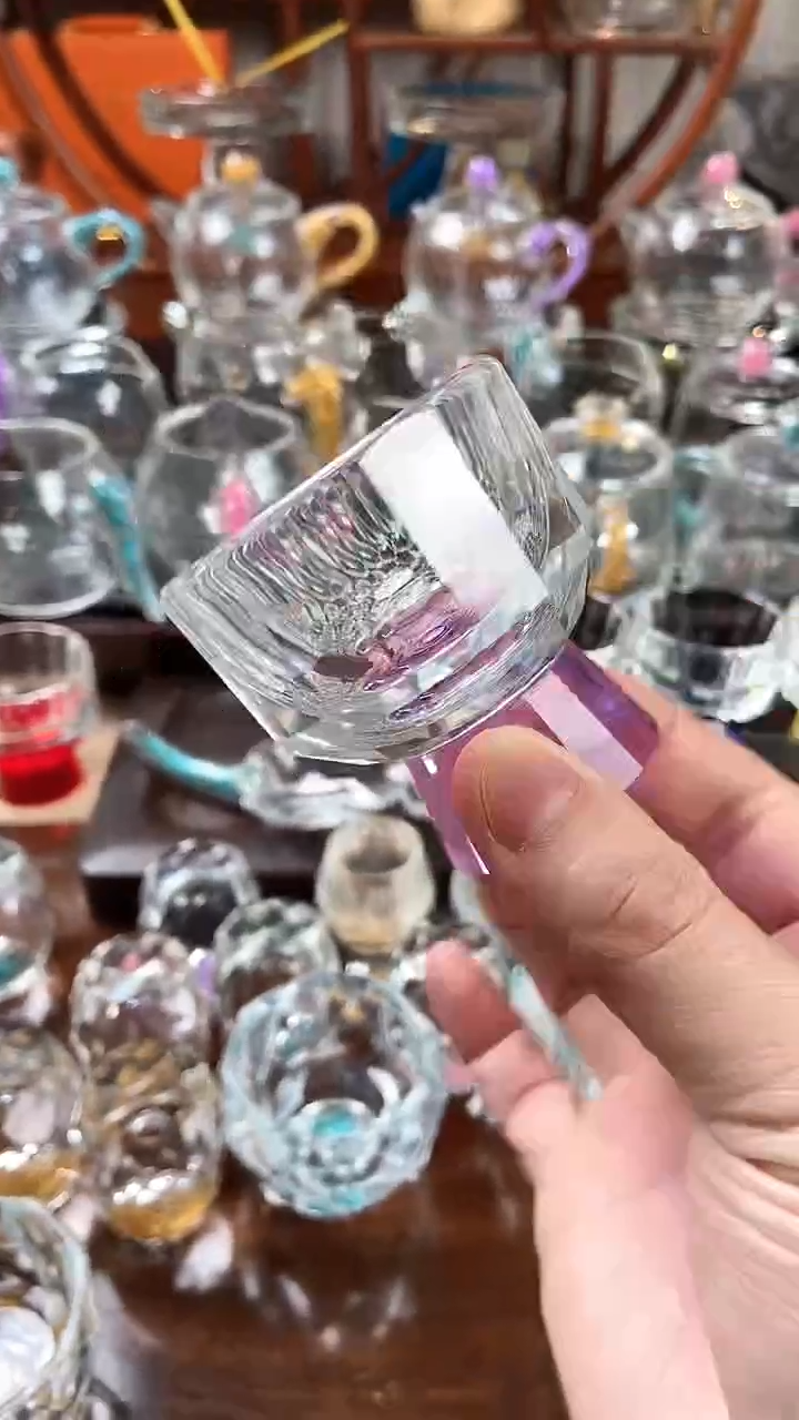 【闪购商品】玺宴新款水晶竖纹杯紫色