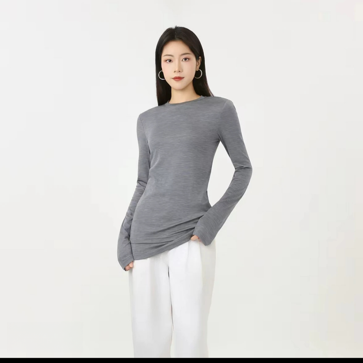 AMASS/阿玛施秋季新款时尚百搭圆领爆款长袖T恤内搭打底衫5300886