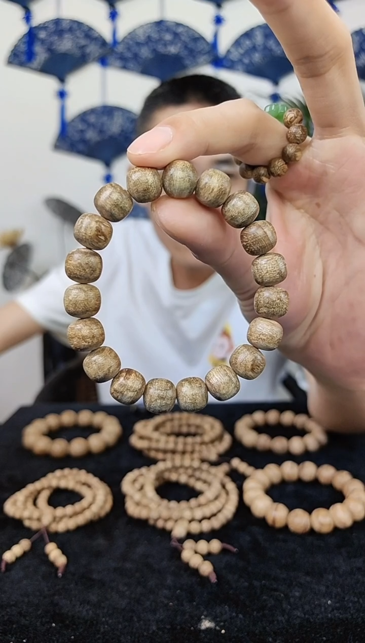 【闪购商品】沉香手串海南天然虫漏沉香1.1桶珠单圈