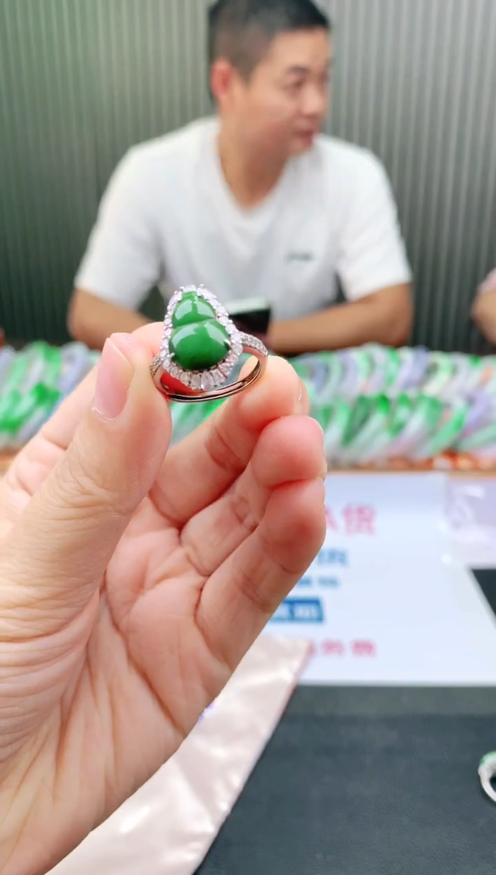 银S925镶嵌戒指翡翠111
