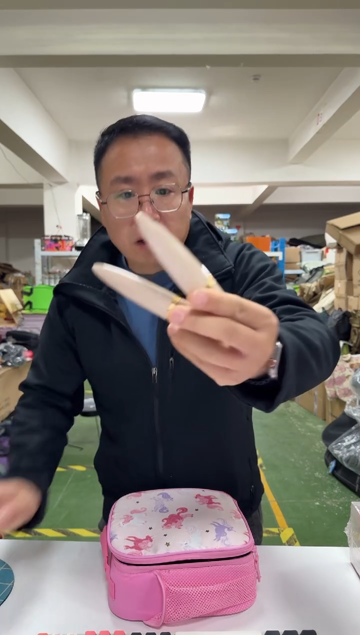 【闪购商品】塑料烫睫毛   二只  5元