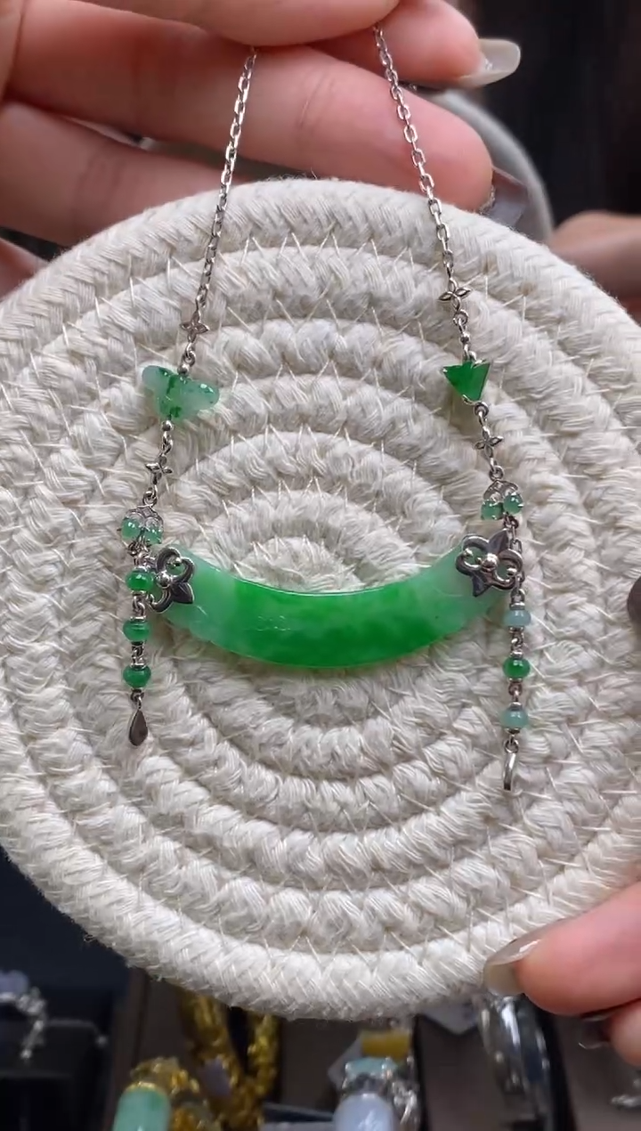 颈饰银S925镶嵌翡翠净货16002