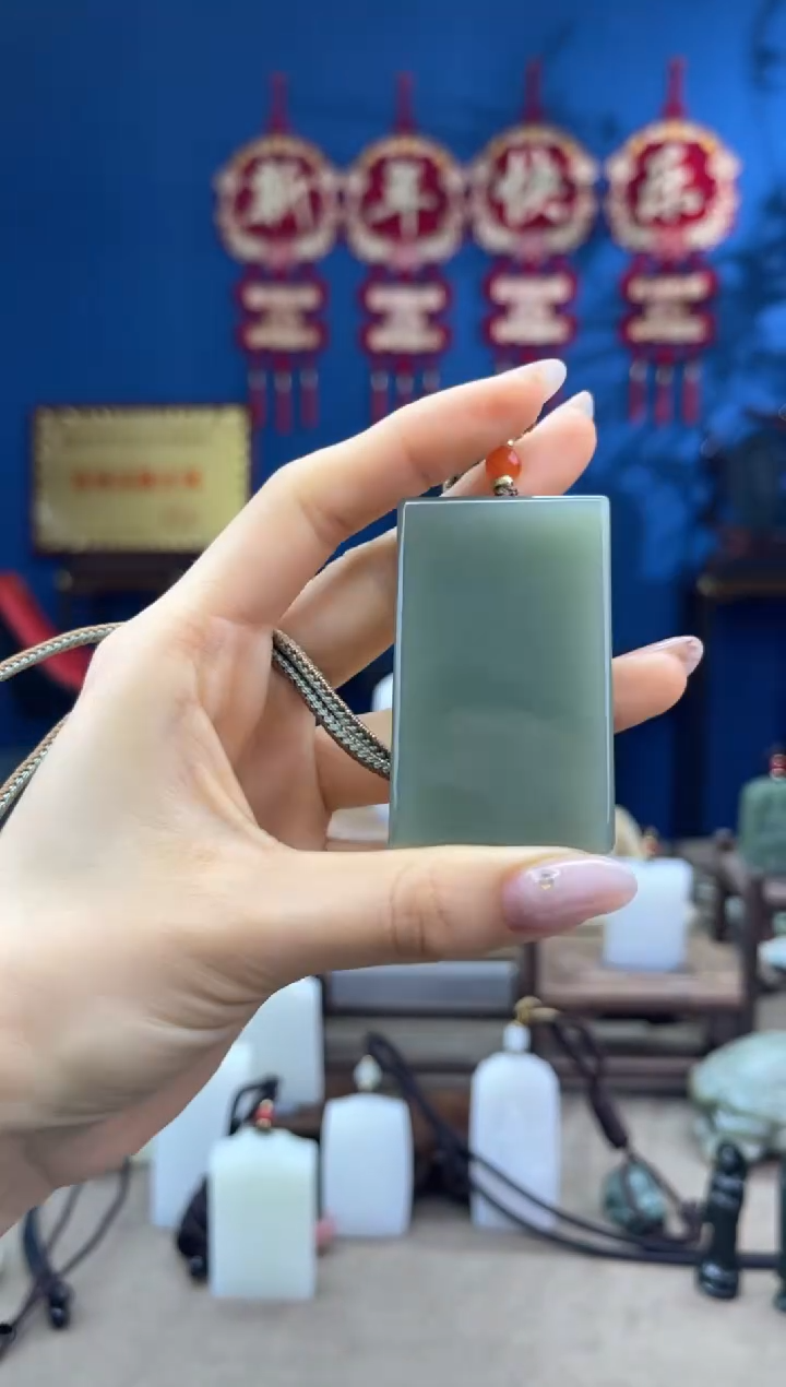 【闪购商品】和田玉颈饰未镶嵌1