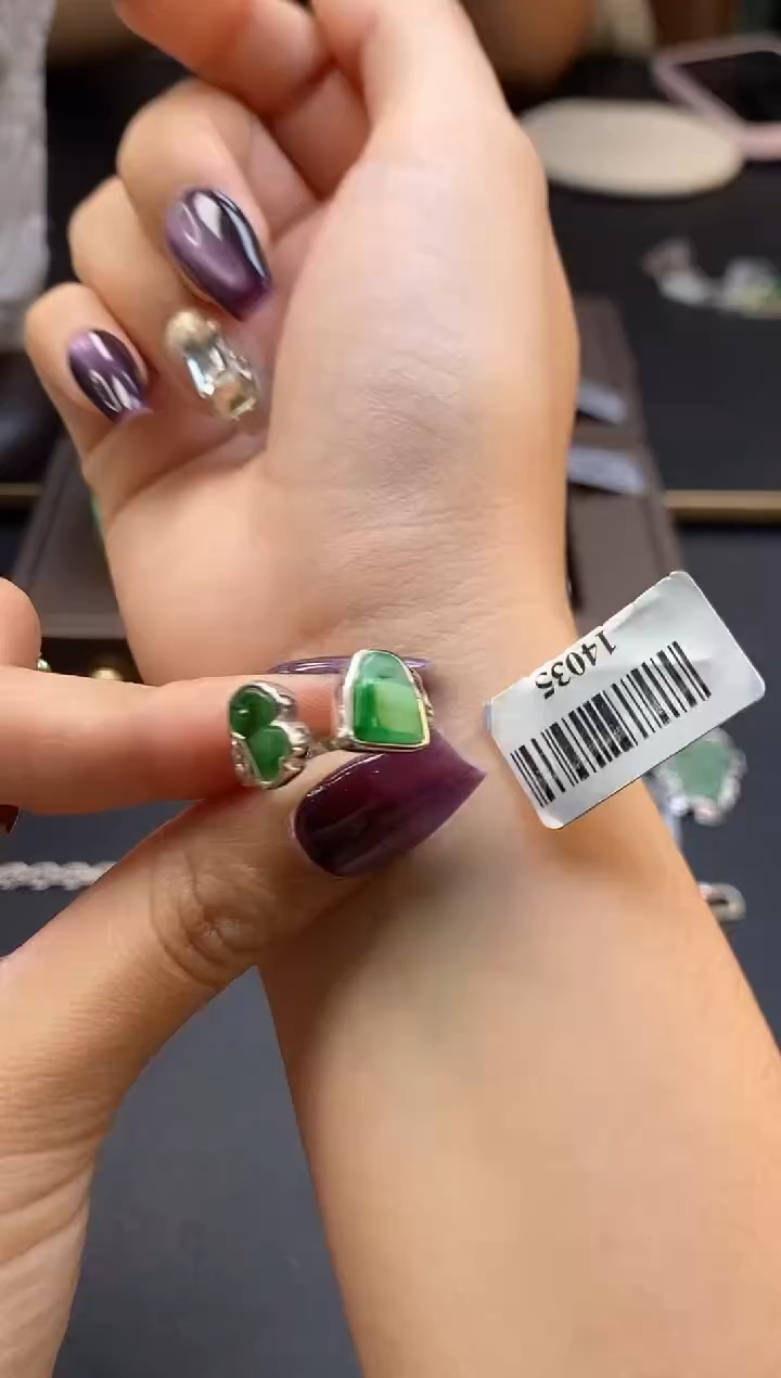 颈饰银S925镶嵌翡翠净货14035