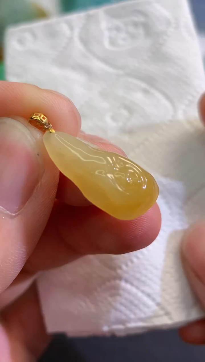 翡翠未镶嵌吊坠(不含链)541