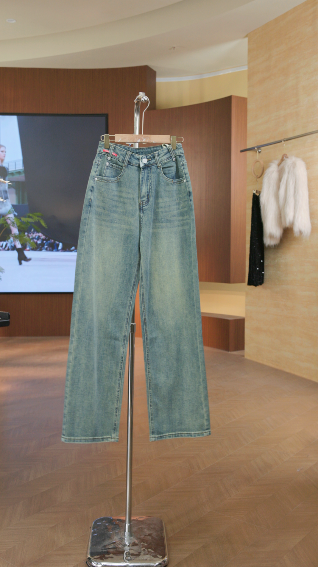 88101蓝　秋冬常规款修身型百搭气质牛仔裤女装