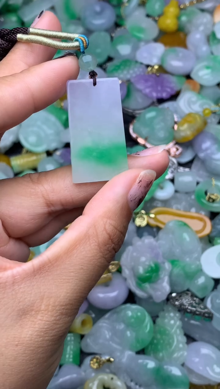 翡翠未镶嵌颈饰天然缅甸翡翠吊坠