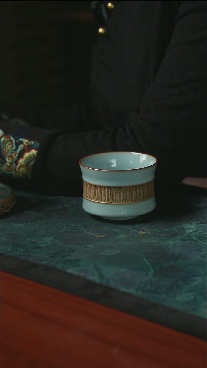 今****的束腰杯 跳刀 支钉 一级品  150毫升 