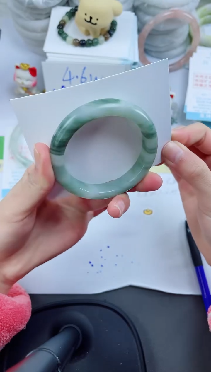 【闪购商品】石英质玉手镯未镶嵌3204-52.7