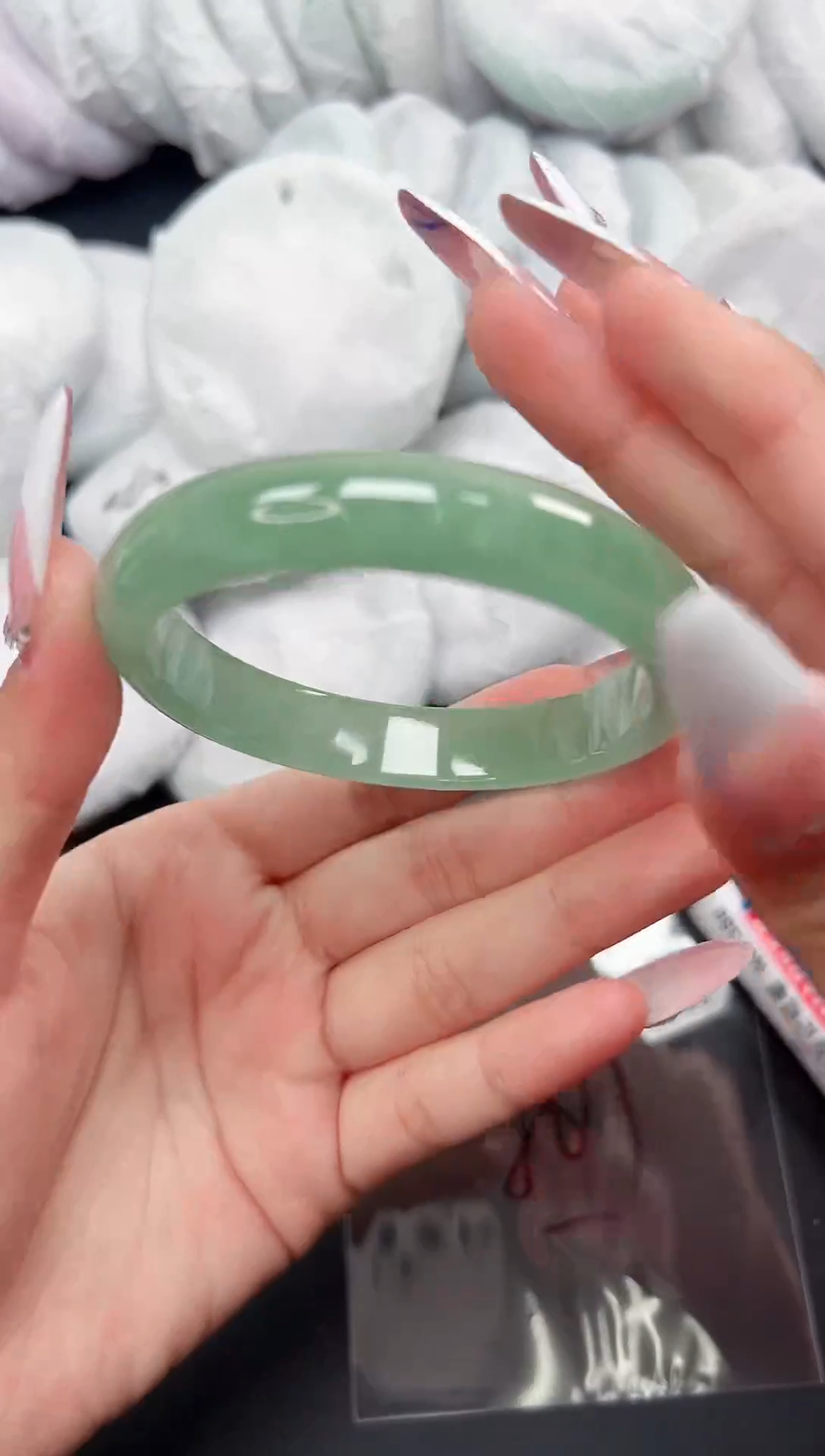 精品手镯，一物一拍J-023