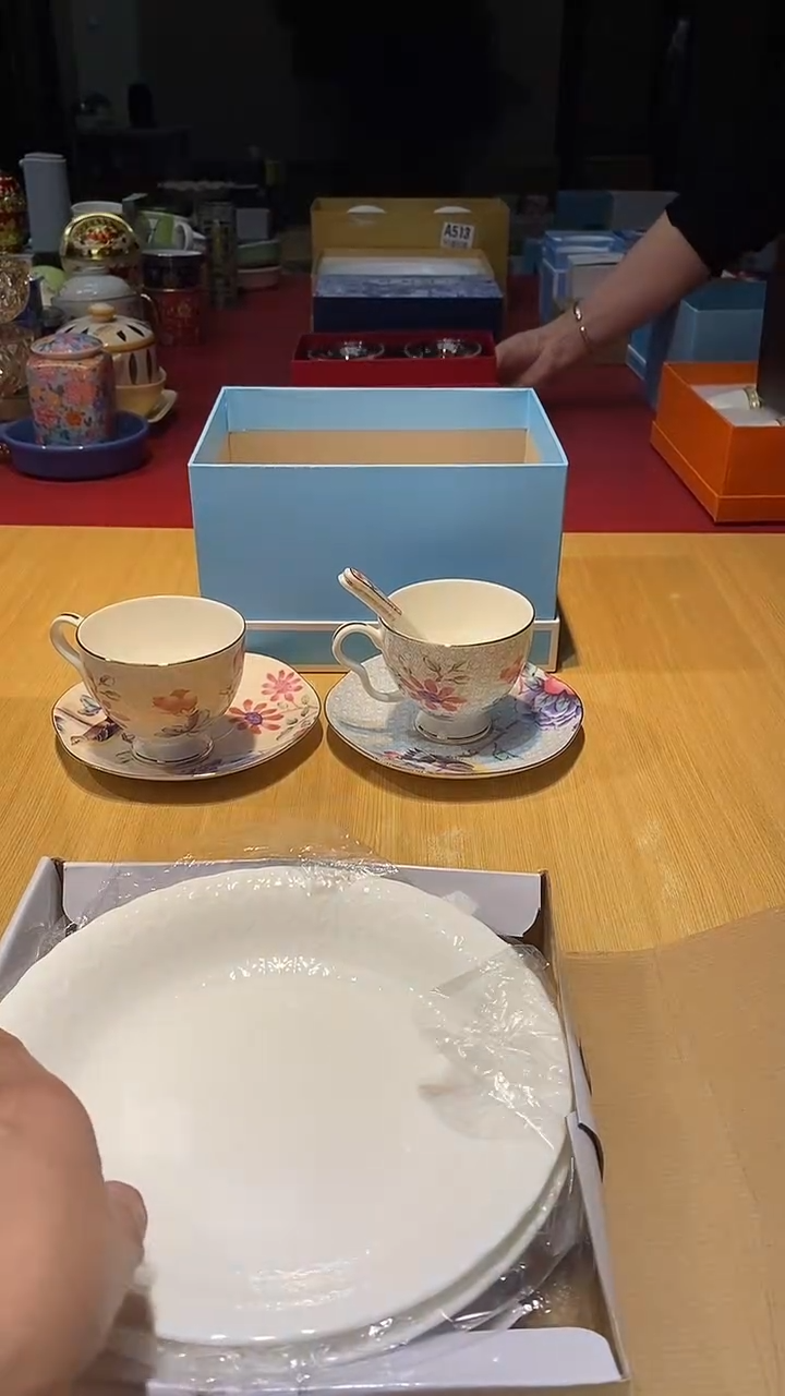 瓷片生活的本意是开心啊@@1