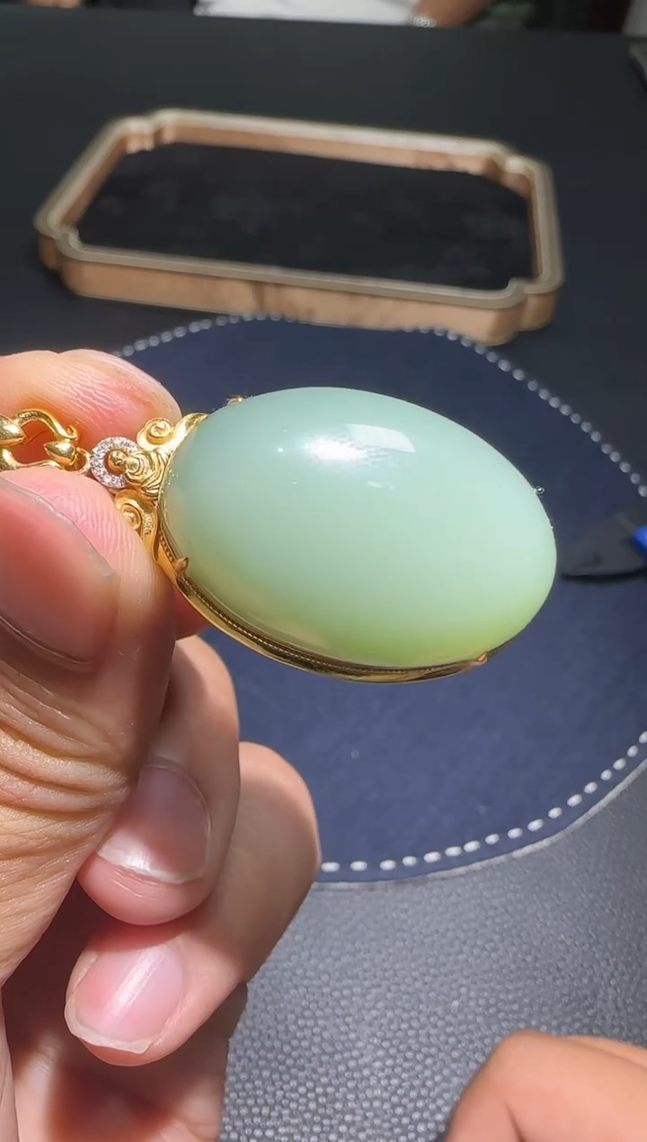 和田玉18K金镶嵌吊坠(不含链)【陆526】99 5512