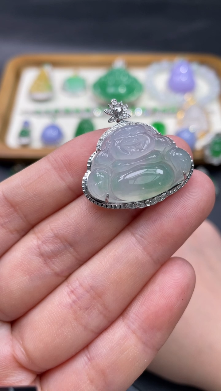 【闪购商品】翡翠颈饰18K金镶嵌128.........