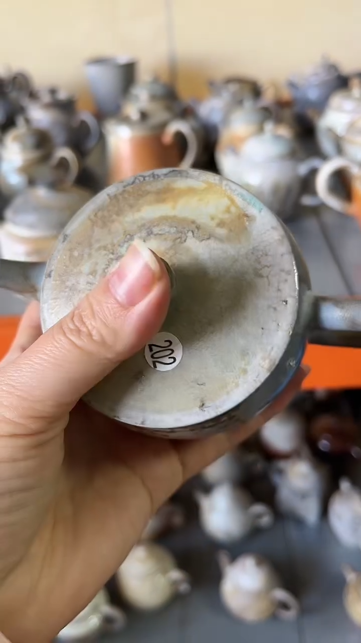 【闪购商品】壶202号容量175ML壶壶