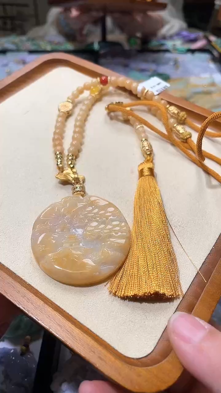 【闪购商品】翡翠颈饰未镶嵌吊坠